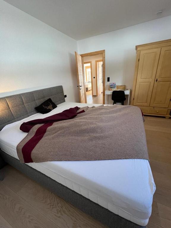 placeholder image-sq